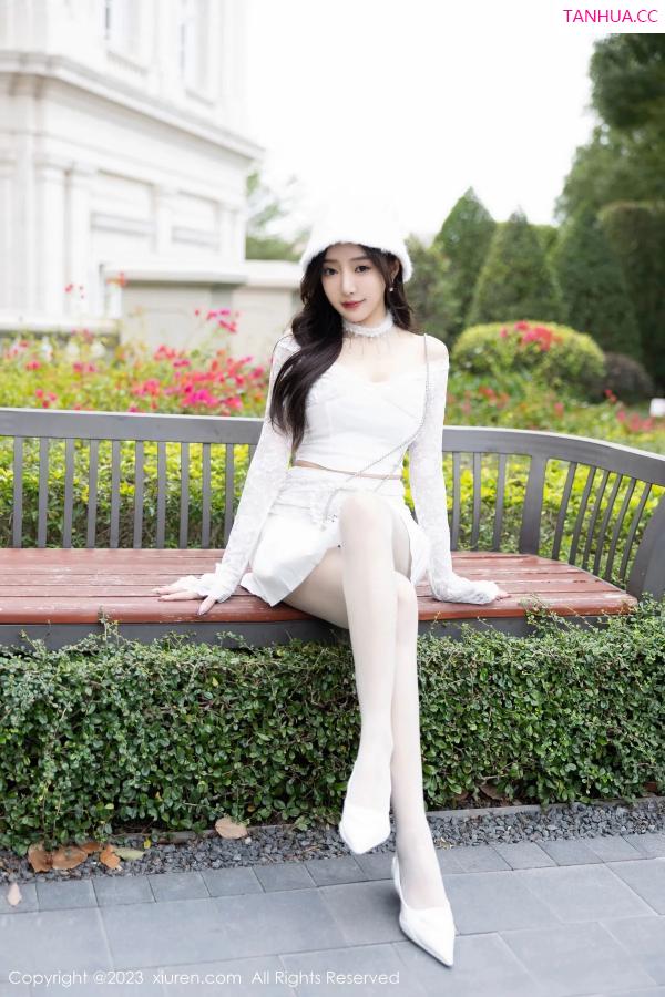 王馨瑶  [XiuRen]高清写真图 2023.12.25 No.7863 王馨瑶yanni 女神美腿第6张图片